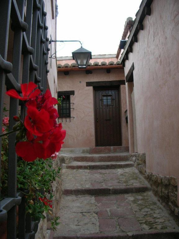 Apartamentos Cine Capicol Albarracín Kültér fotó