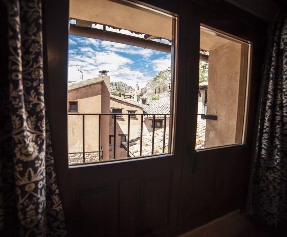 Apartamentos Cine Capicol Albarracín Kültér fotó