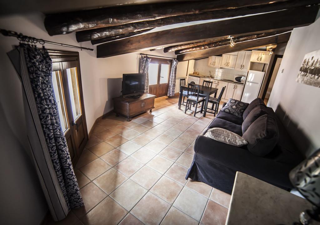Apartamentos Cine Capicol Albarracín Kültér fotó